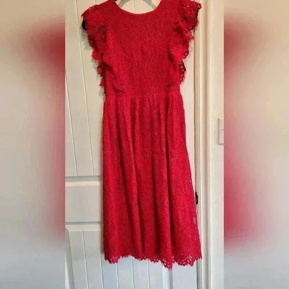 FRNCH Dresses & Skirts - FRNCH red lace dress